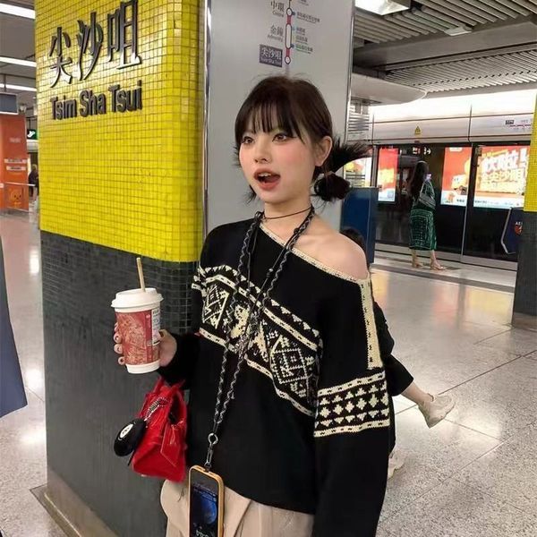 sweater off-shoulder sweater Vai xiên Bông Tuyết Phil Island Off-the-Shoulder Retro Áo Len Off-the-S