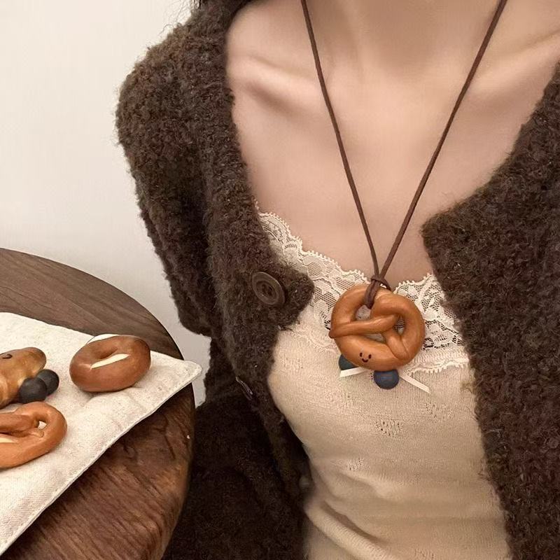 xinpindiy Material Decoration Handmade Mini Real Alkaline Water Knot Bread Pretzel Croissant Bagel B