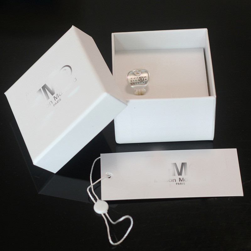 Nhẫn hình chìa khóa mạ bạc logo lịch mm6