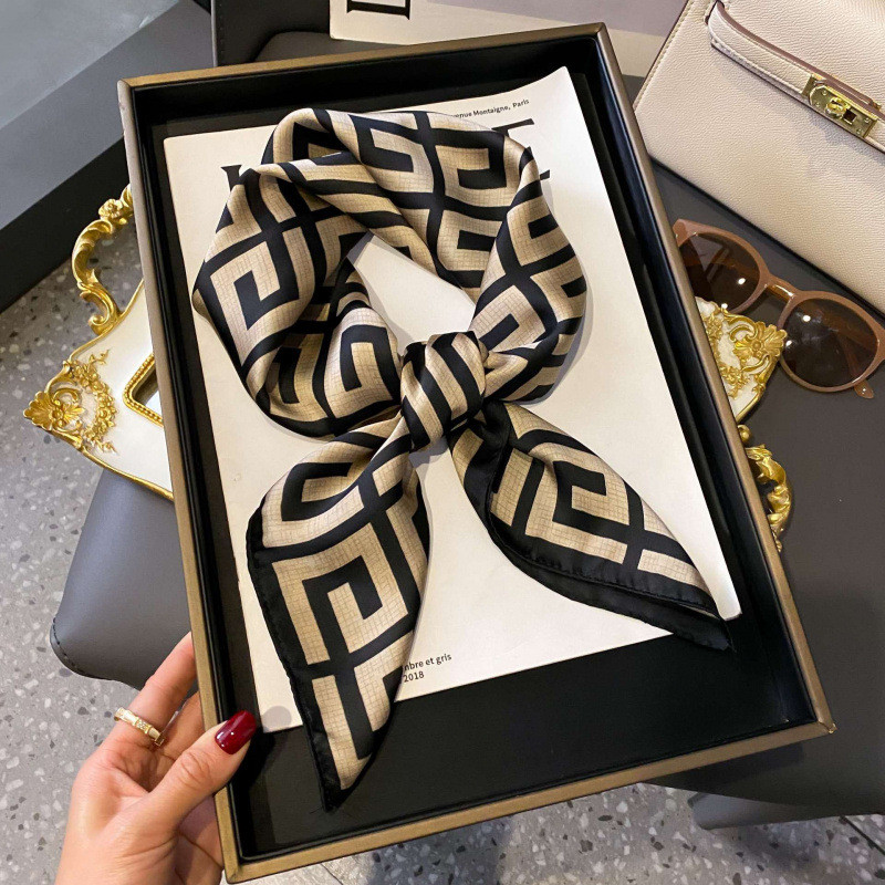 Khăn lụa vuông nhỏ cho nữ, đa năng thời trang, bán buôn