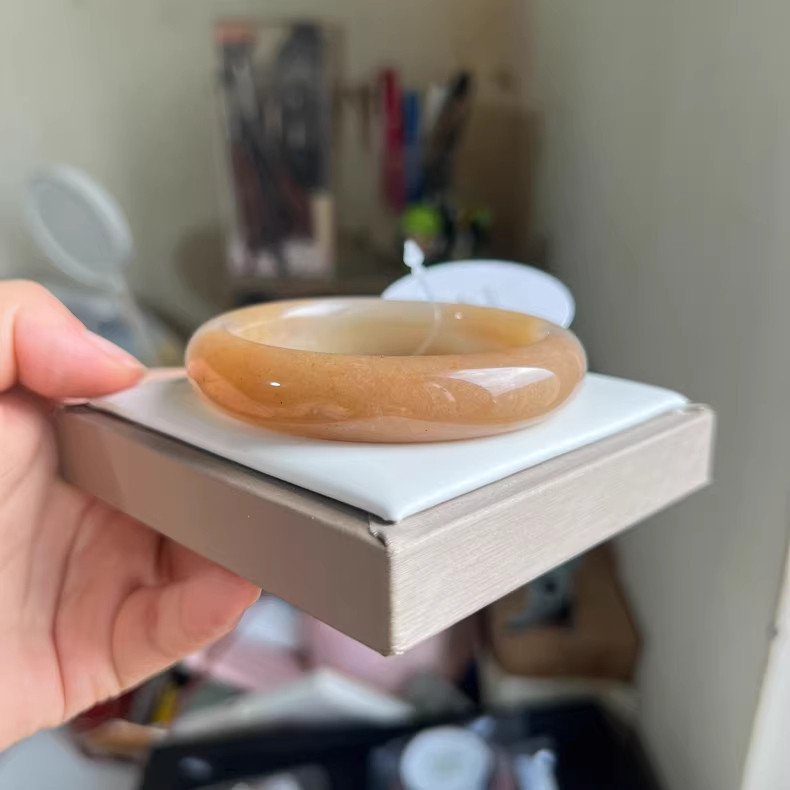 Vòng tay lưng She Taicui Osmanthus Cake Loach 58.7 / 14.1 / 9.5