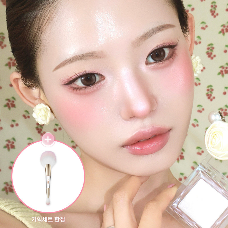 [No. 1 Idol Hara] Glint Highlighter Special (Dual Brush/Blusher Layering)