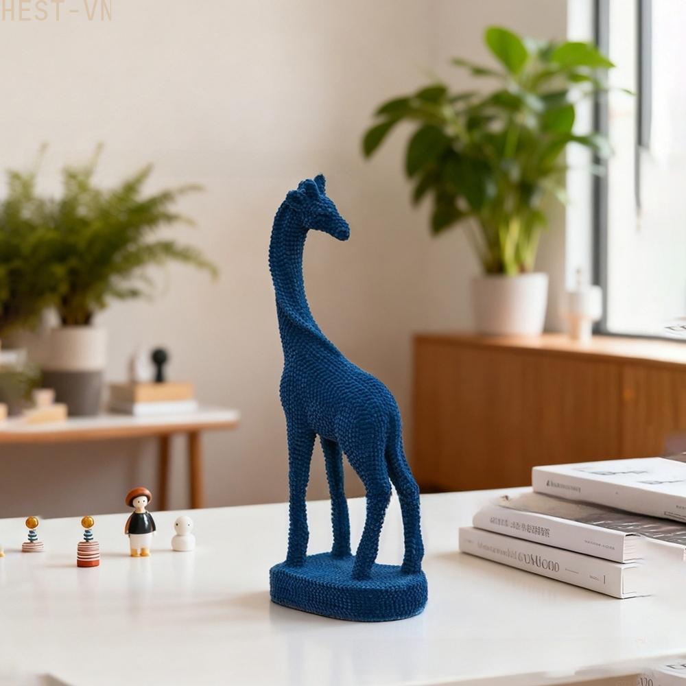 Minimalist Animal Sculpture Resin Giraffe Decor for Entryway or TV Console Table