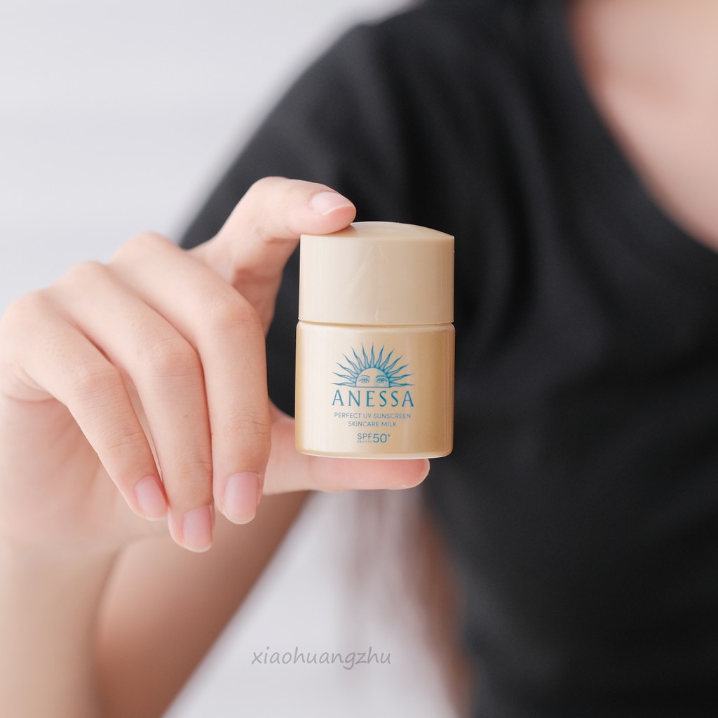 Fearless Sunshine ANESSA ANESSA ANESSA Chống Nắng Nhỏ Vàng Kem Chống Nắng Mẫu Trung Bình Du Lịch Kíc