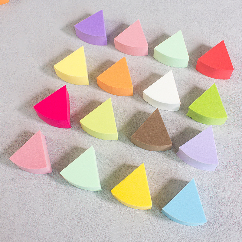 Puff hình quạt tam giác không Latex lớn hơn khi chạm vào nước Puff Sponge Wet Dry Dual-Use Liquid Fo