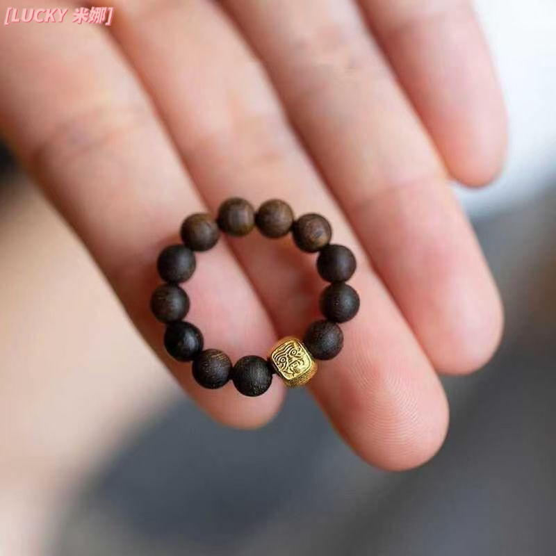 [Xiaochen Trang trí nội thất] Qinan Jiufen Shen Ring Xiaomi Bead Agarwood Ring Zakiram Wealth Fortun