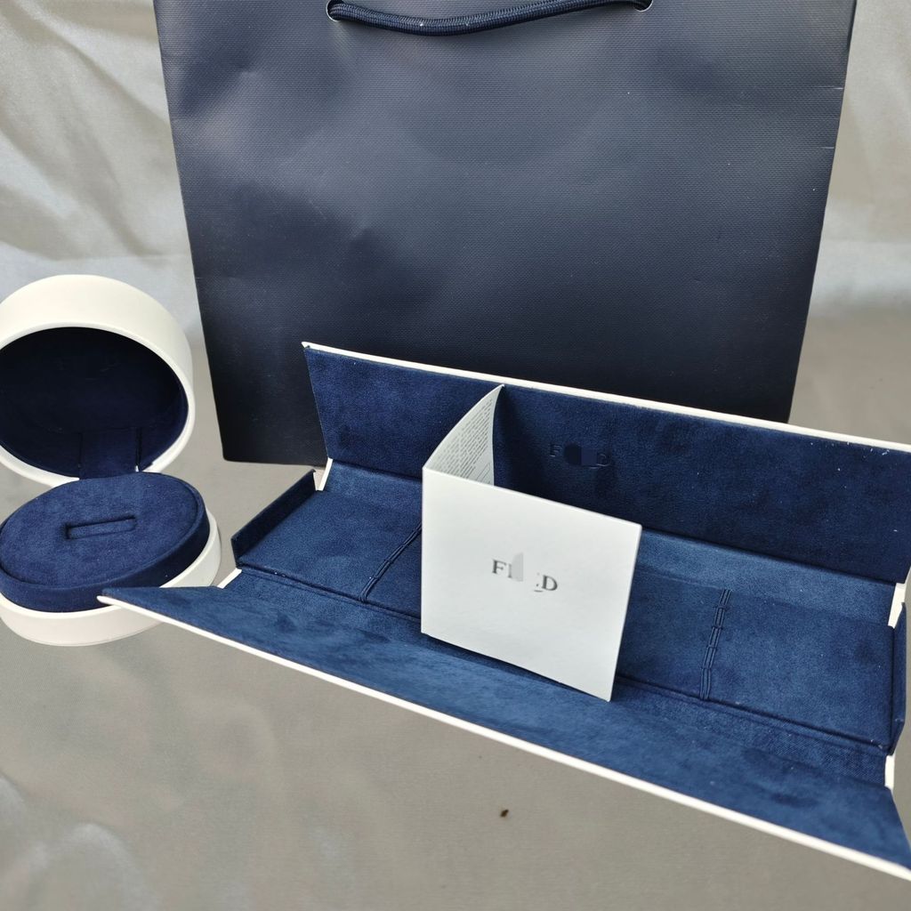 Hộp đóng gói vòng cổ Feijia Feilaijia Phiên bản cao cấp Vòng tay Hộp đóng gói F Trang chủ Vòng tay c