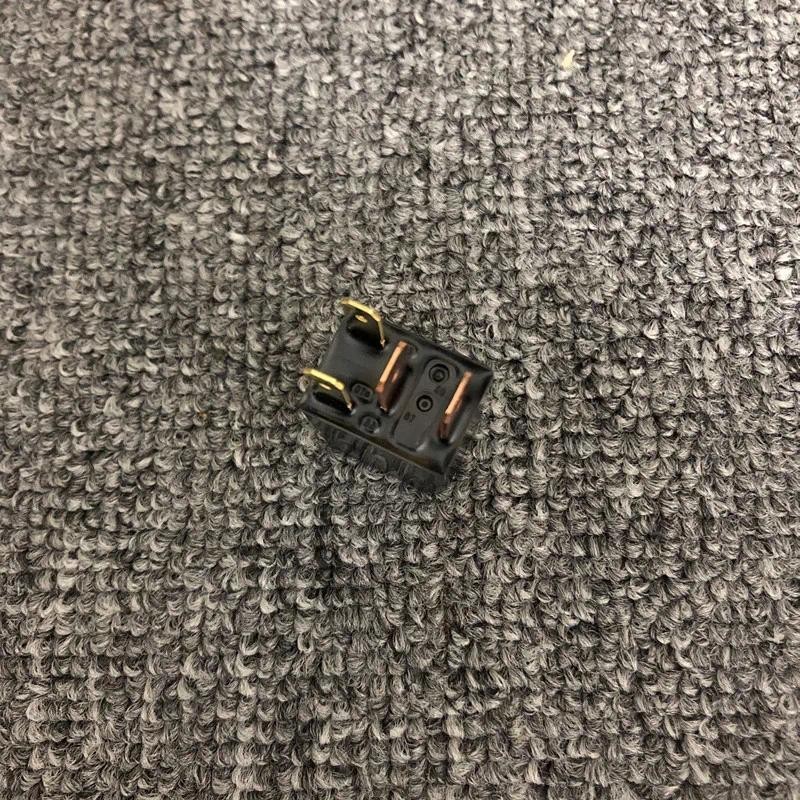 Đèn Pha Quạt Bơm Xăng Rơ Le ISO 4P Dành Cho Xe Honda CBR1000RR CBR600R NT700V XL700V NC700 CTX1300 N