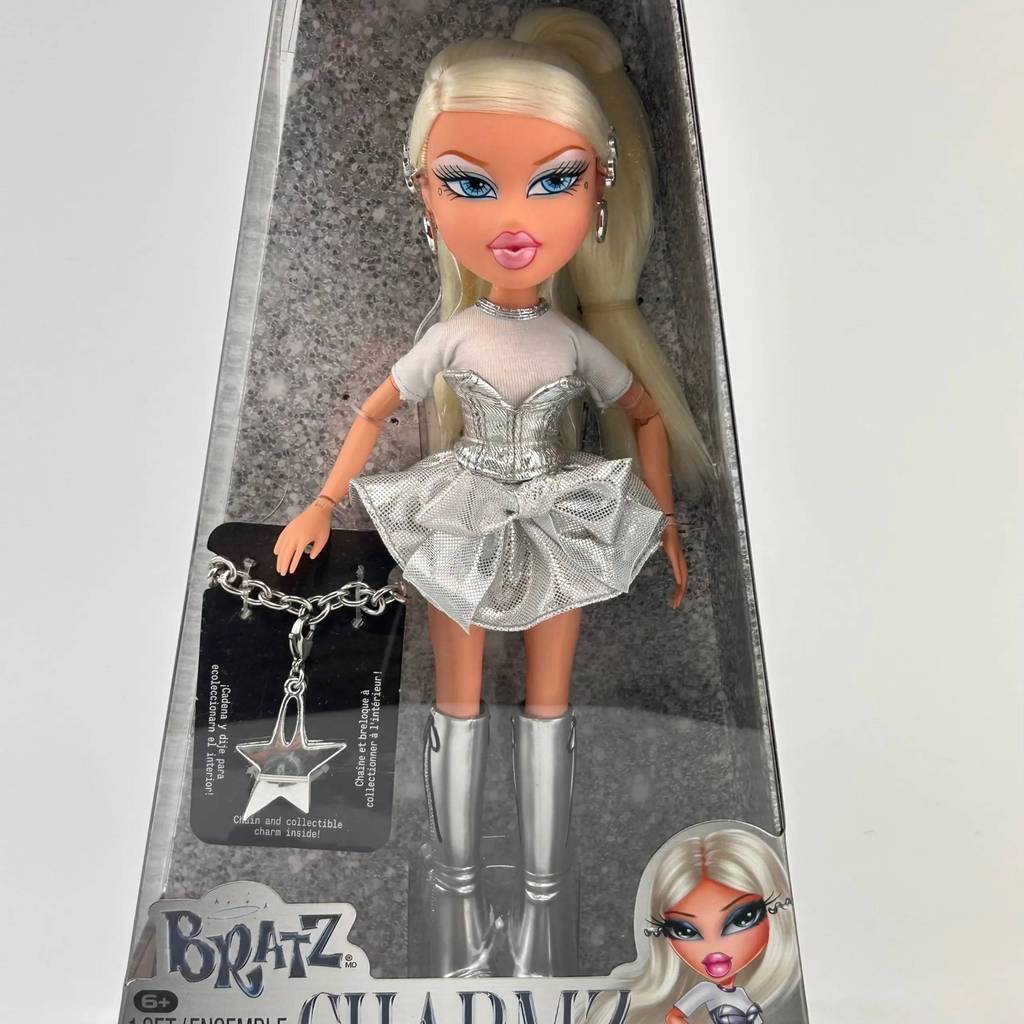 Đồ chơi búp bê Bratz 9.5" Charmz Doll Cloe/ Jade/ Sasha