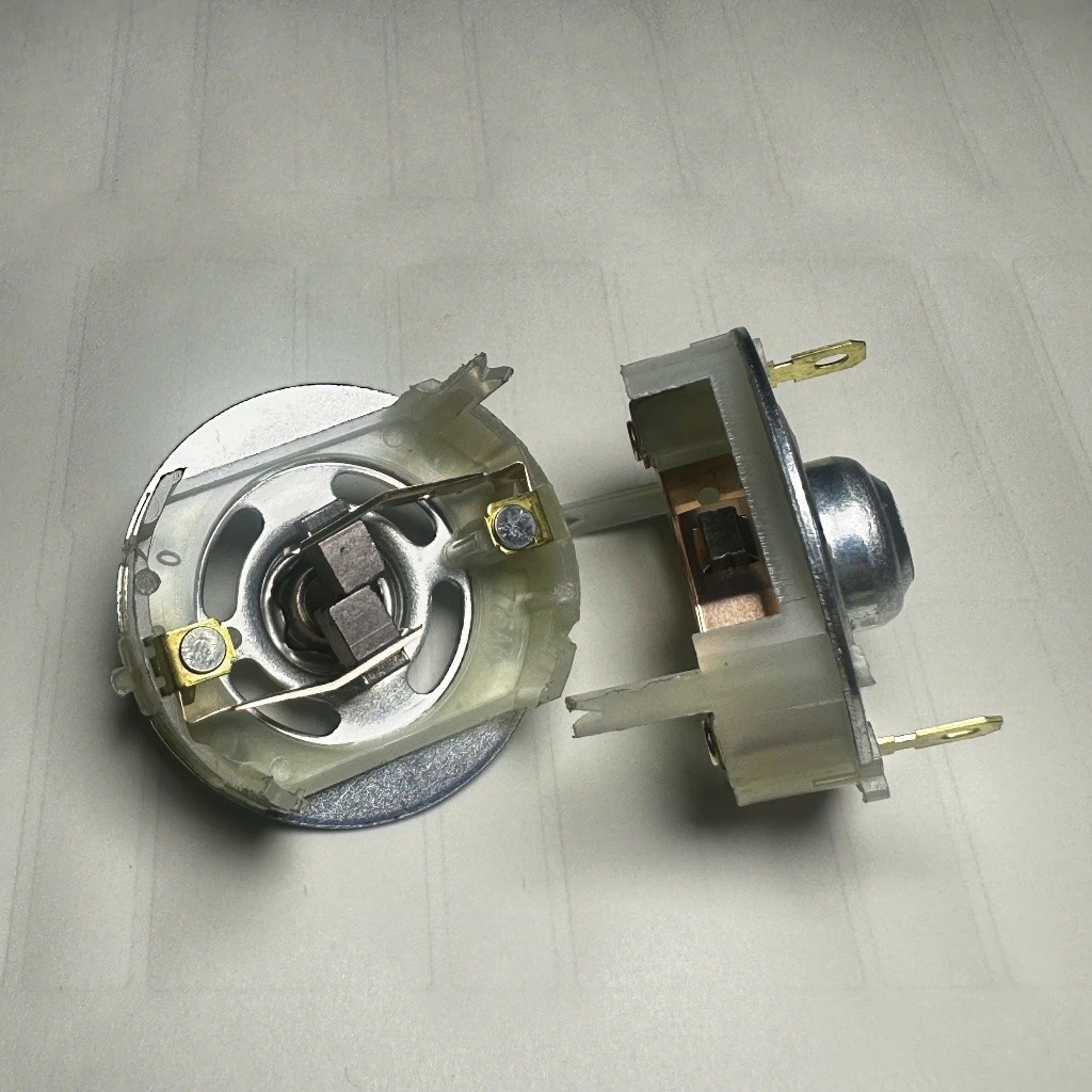 Giá Đỡ Động Cơ 775,750,755 DC, nắp than motor DC 775,750,755