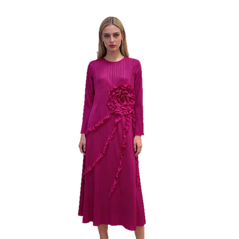 Heavy-duty pleated three-dimensional floral round-neck dress for women, autumn and winter casual ele