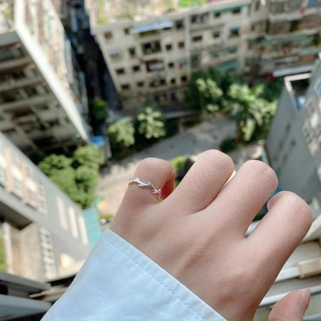 Nhẫn bạc nữ TLEE JEWELLERY thiết kế lá nguyệt quế A0329