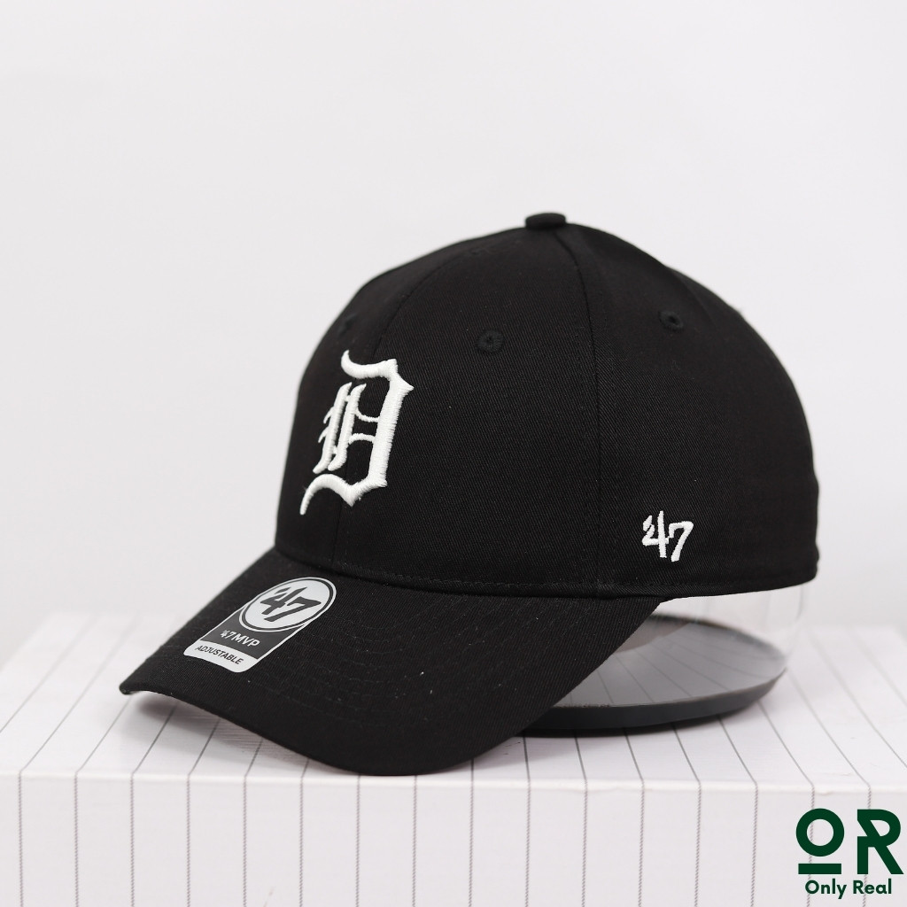 Mũ Brand 47 Lưỡi Chai Đen Logo Chữ D