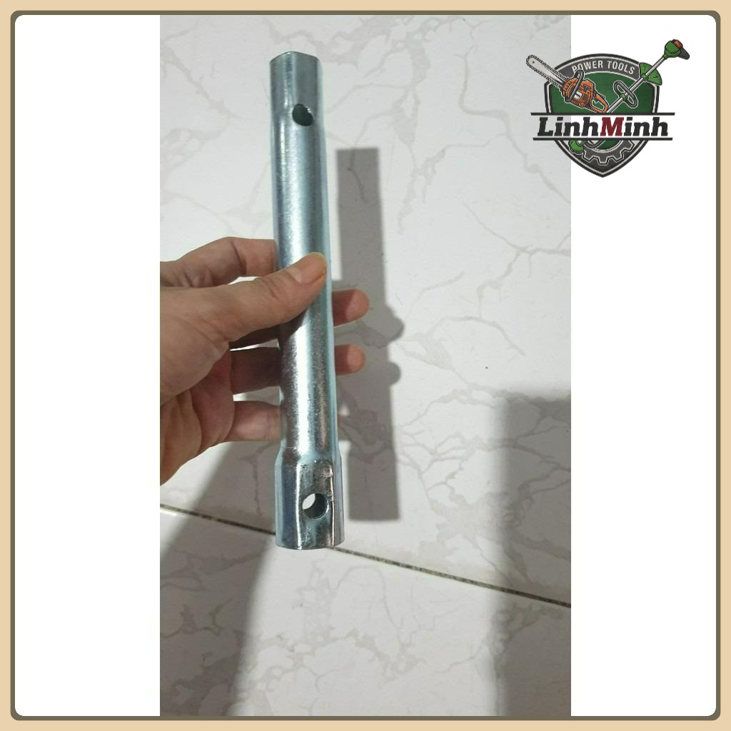 Típ mở bugi 17 x 21 / tuýp mở bugi máy nổ, KHÔNG DÙNG CHO XE MÁY VÀ XE HƠI ( 2 CÂY)