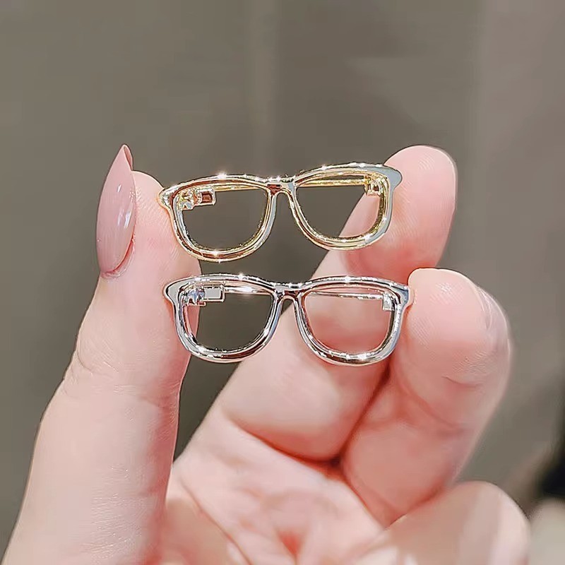 Preferred in-stock items#Korean and Japanese cute cartoon mini high-end simple glossy glasses brooch
