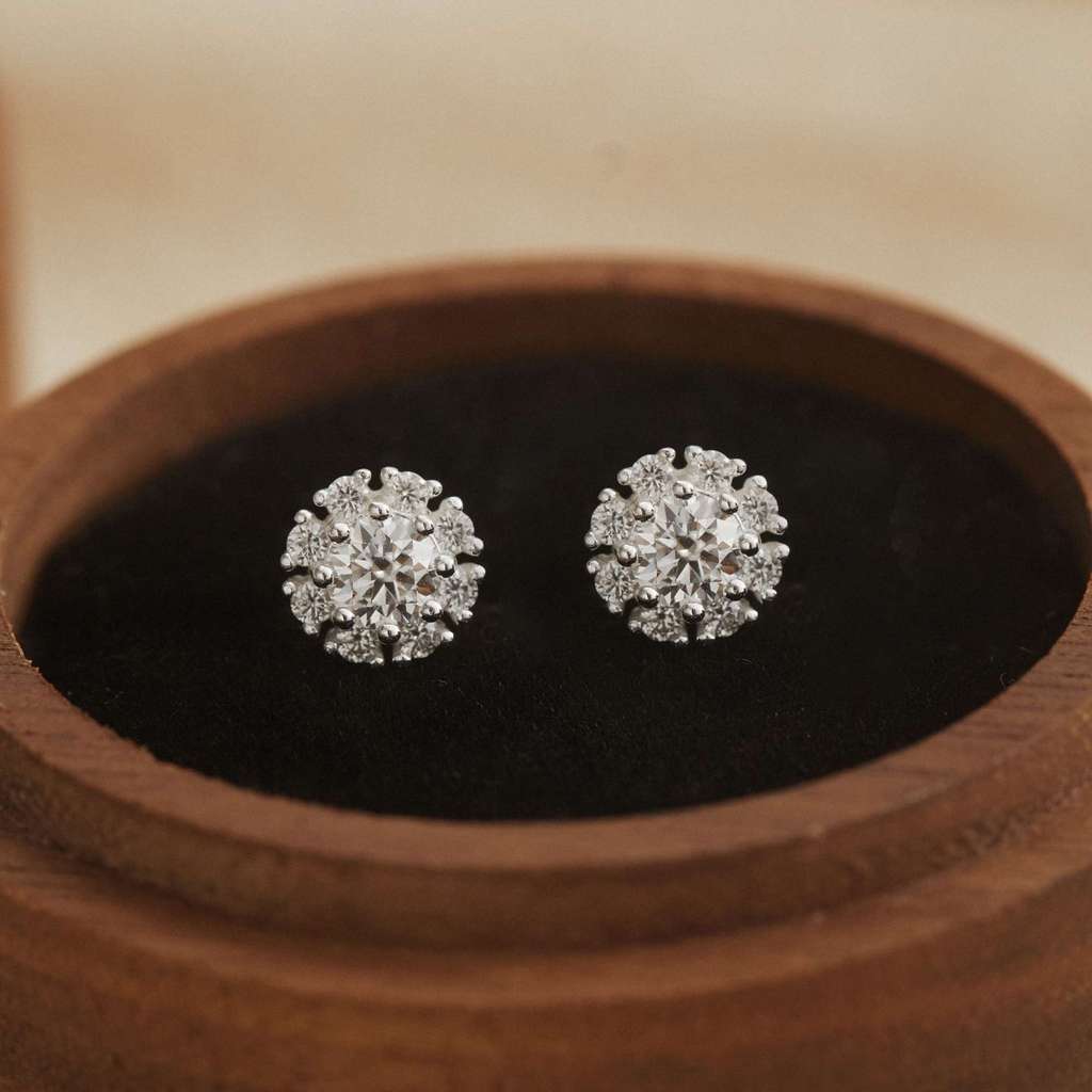 Khuyên Tai Bạc 925 CARA LUNA Bông Tuyết Kim Cương Moissanite - VCE533-MS