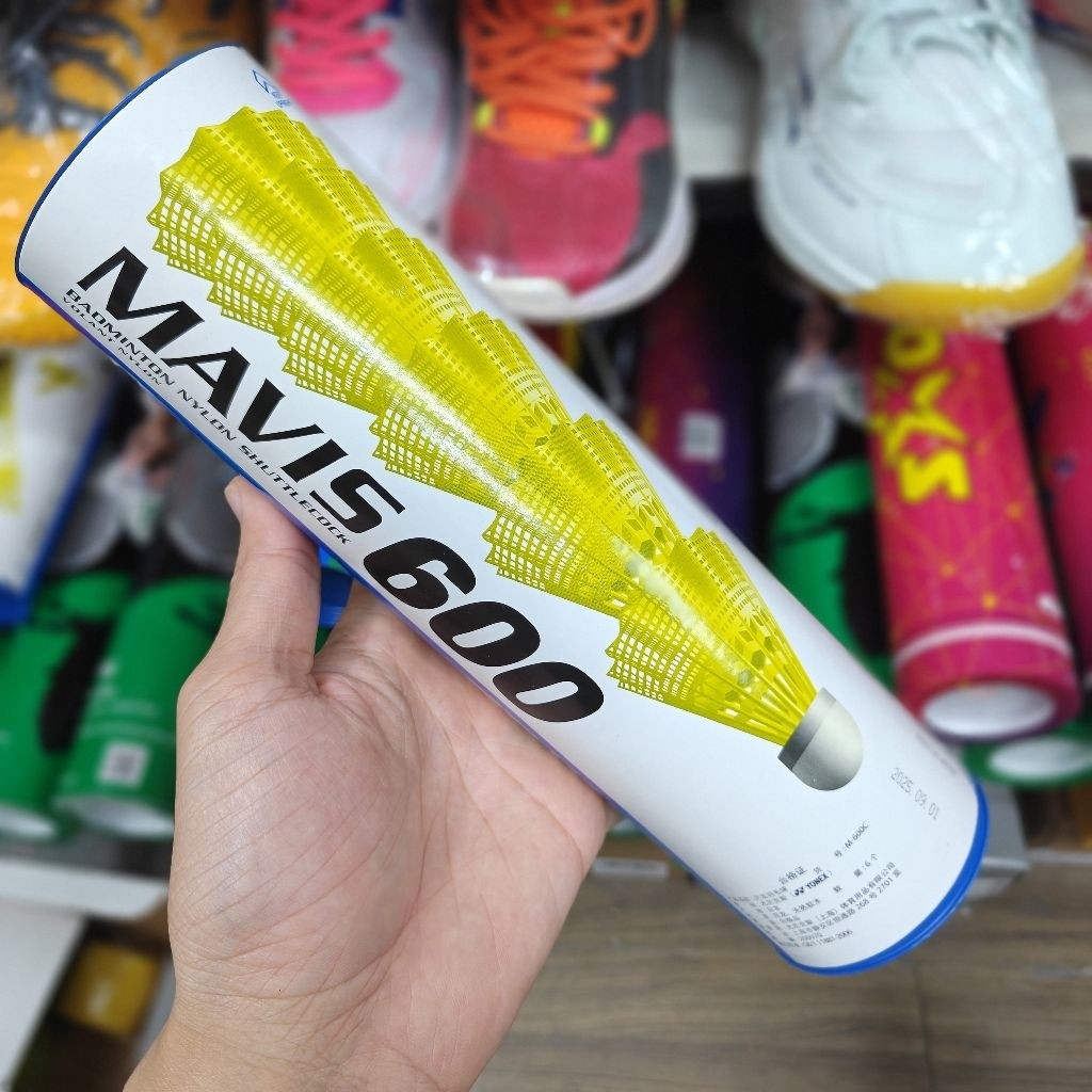 Hộp cầu nhựa Yonex MAVIS 600 (Tốc độ chậm)