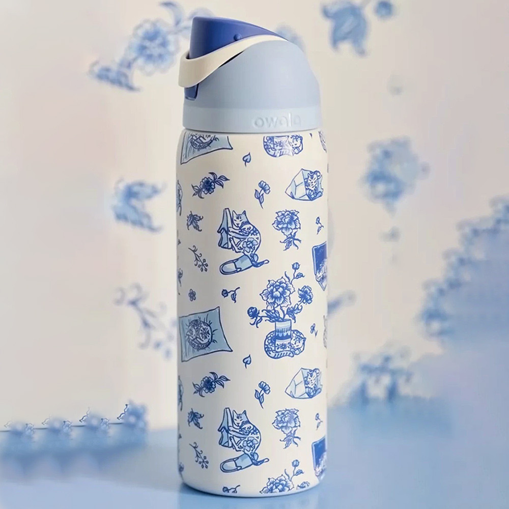 Owala FreeSip Water Bottle 32oz Insulated Stainless Steel Tumbler  Delft Cat