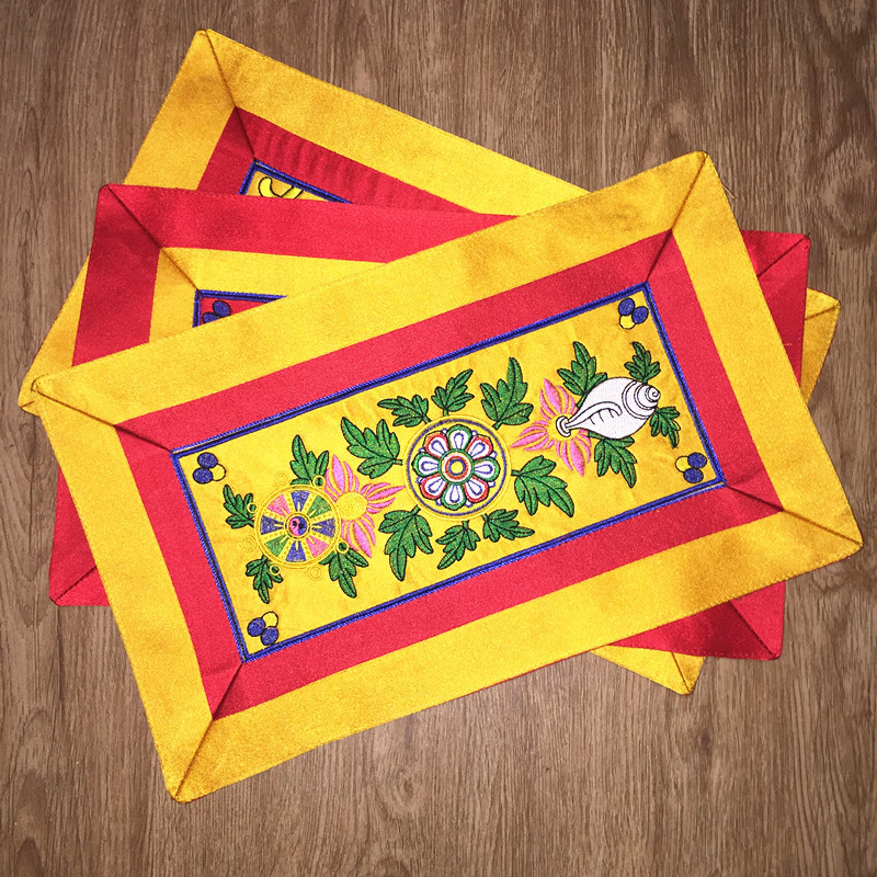 ❈ ❈ ❈ ♧ ❈ ❈ ❈ ❈ ❈ ❈ ❈ ❈ 🍎 Thêu Tây Tạng Falun Vajra Pestle Bell Pestle Mat mjow6162670.my20260308