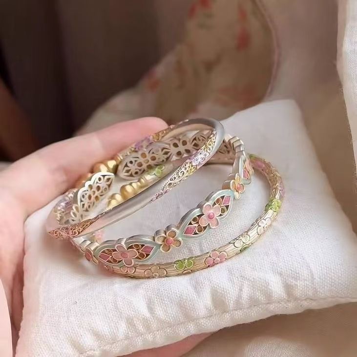 Men Màu AG999 Phủ Hợp Kim Thân Hoa Rỗng Cung Điện Hoa Vòng Tay Trang Sức