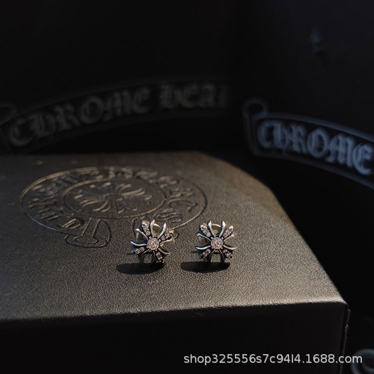 Cross-shaped hand-set diamond earrings925Antique Silver Personalized Earrings for Men and Women