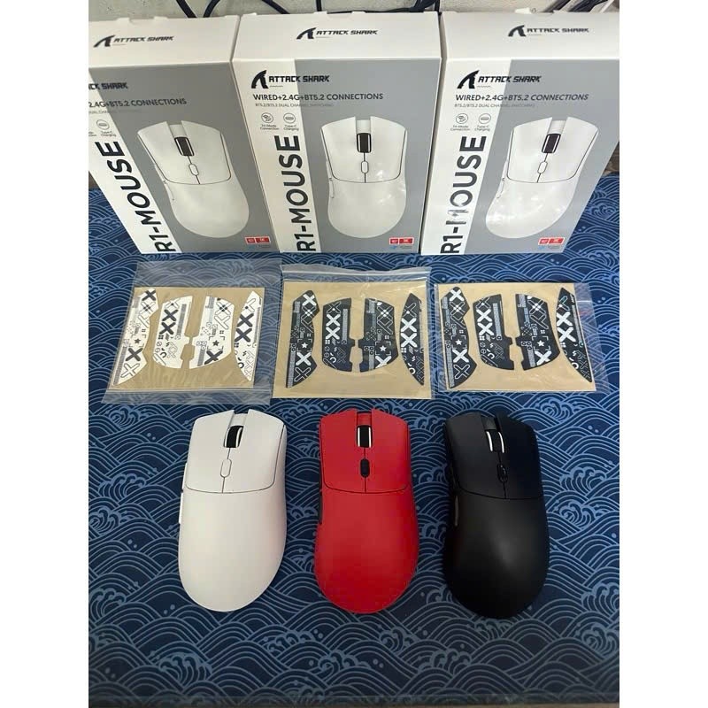 Chuột Gaming Không Dây Attack Shark X11 dock sạc / Attack Shark R1 / 3 chế độ kết nối / tặng kèm griptape | BigBuy360 - bigbuy360.vn