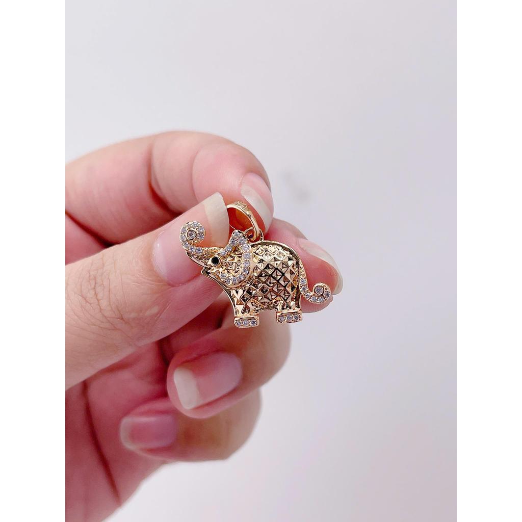 M81 - MẶT DÂY CHUYỀN HÌNH VOI DỄ THƯƠNG