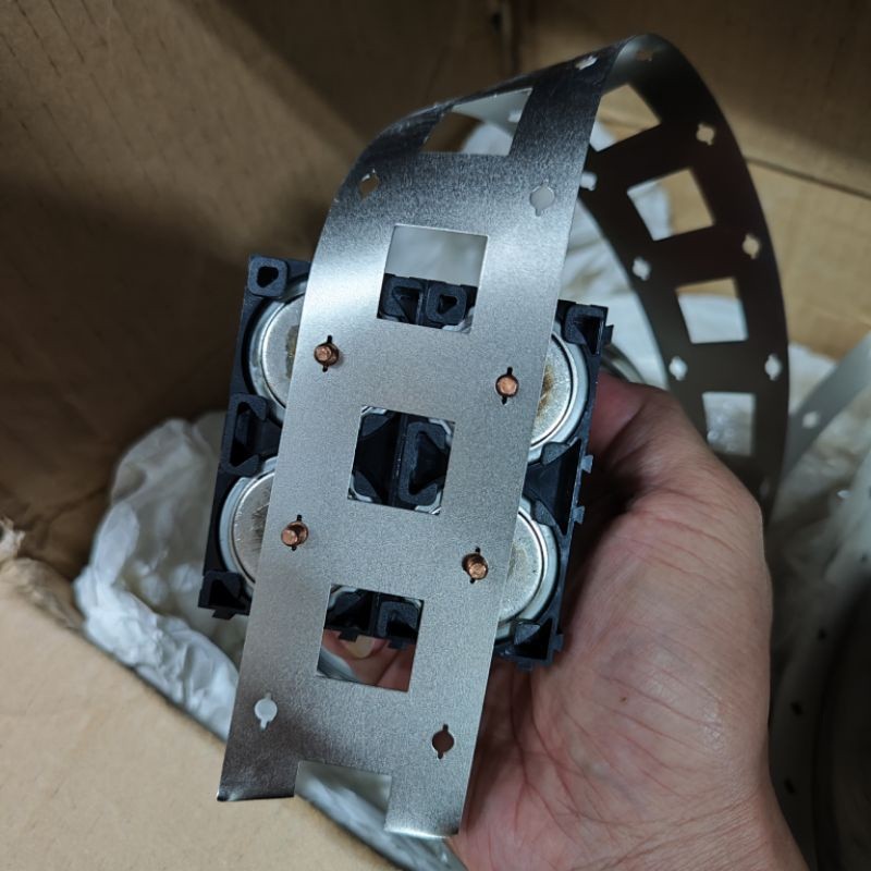 1 mét kẽm đơn, kẽm đôi gắn pin 32650 (không khung, có khung)