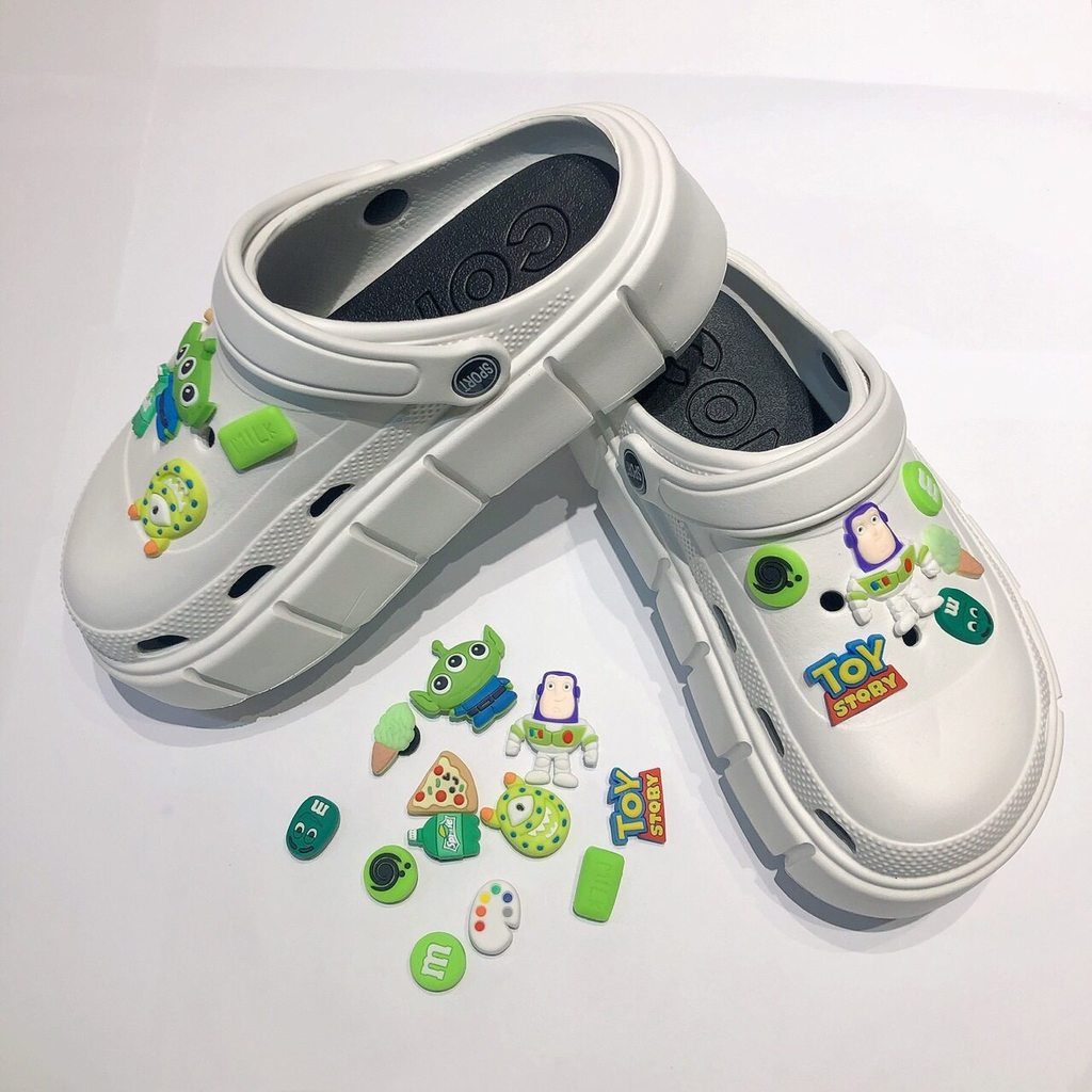 Giày Quyến Rũ Hoạt Hình Buzz Lightyear Người Ngoài Hành Tinh Khóa Giày PVC Trang Trí Giày Crocs
