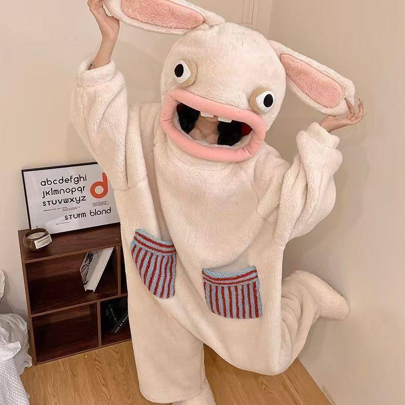 ❈ ❈ ❈ ❈ ❈ ❈ ❈ ❈ ❈ ❈ ❈ ❈ ❈ ❈ ❈ ❈ ❈ ❈ ❈ ❈ ❈ ❈ ❈ ❈ ❈ ❈ ❈ ❈ ❈ ❈ Đồ ngủ sang trọng có mũ trùm đầu thỏ Leh