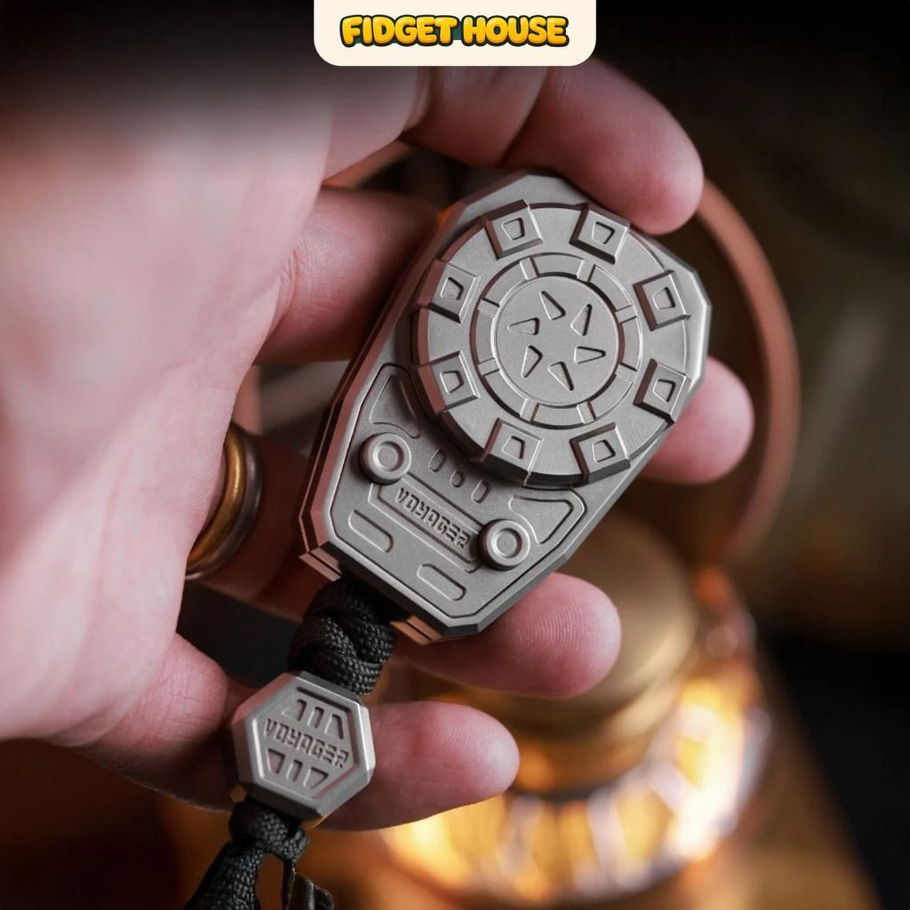 Fidget Slider - Ryan EDC Voyager Du Hành Gia - Thẻ Đẩy EDC Kim Loại - Đồ chơi giảm stress