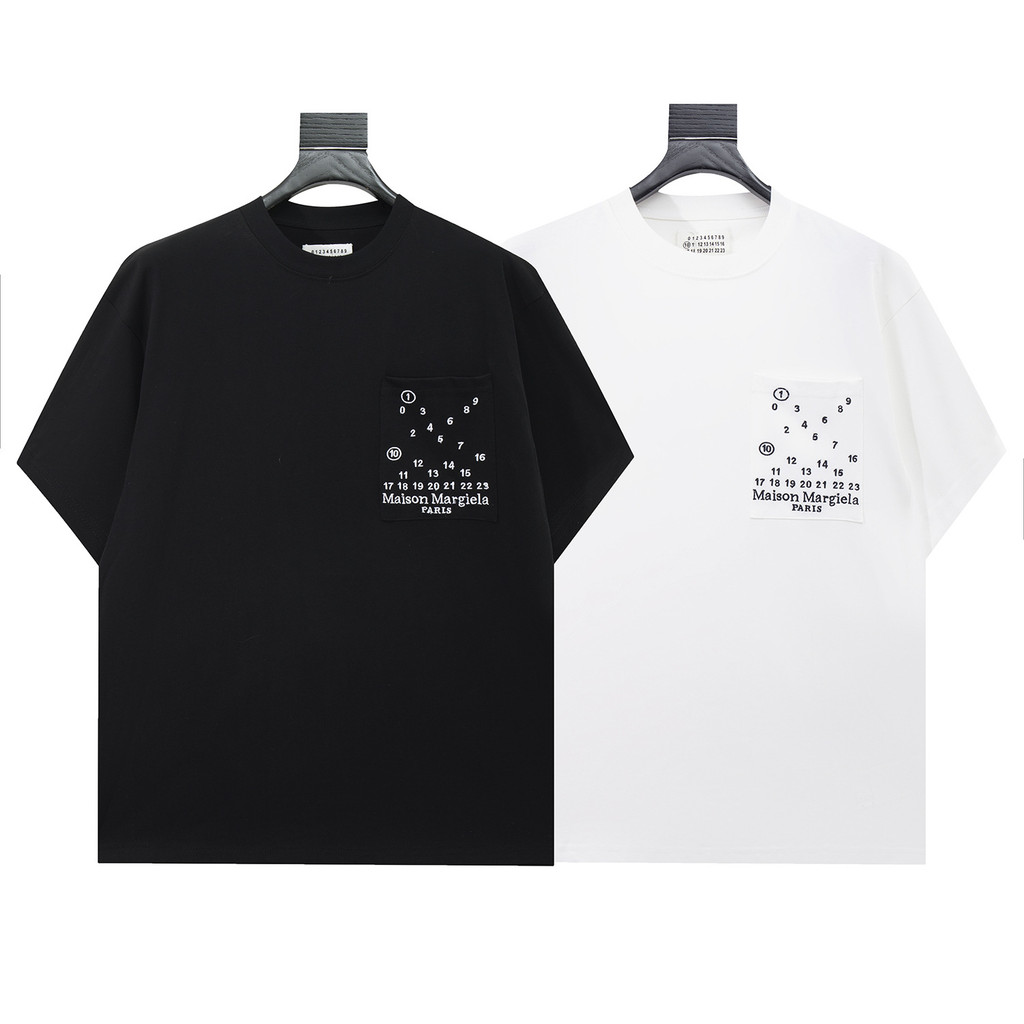 E7CM MM6 New style round-neck short-sleeve shirt with embroidered numbers on the chest pocket for me