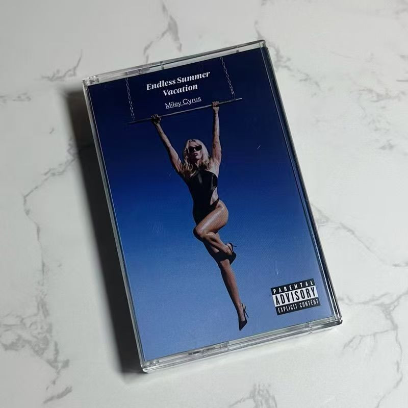Băng lưu niệm mùa hè bất tận Cassette Miley Cyrus A0101