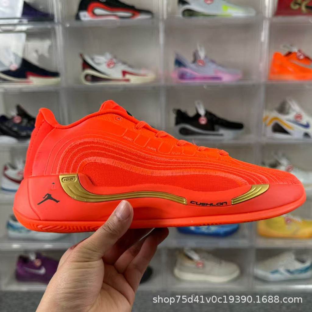 Giày bóng rổ Luka4 thế hệ mới với đệm khí, hấp thu shock và chống trượt, phù hợp cả nam và nữ