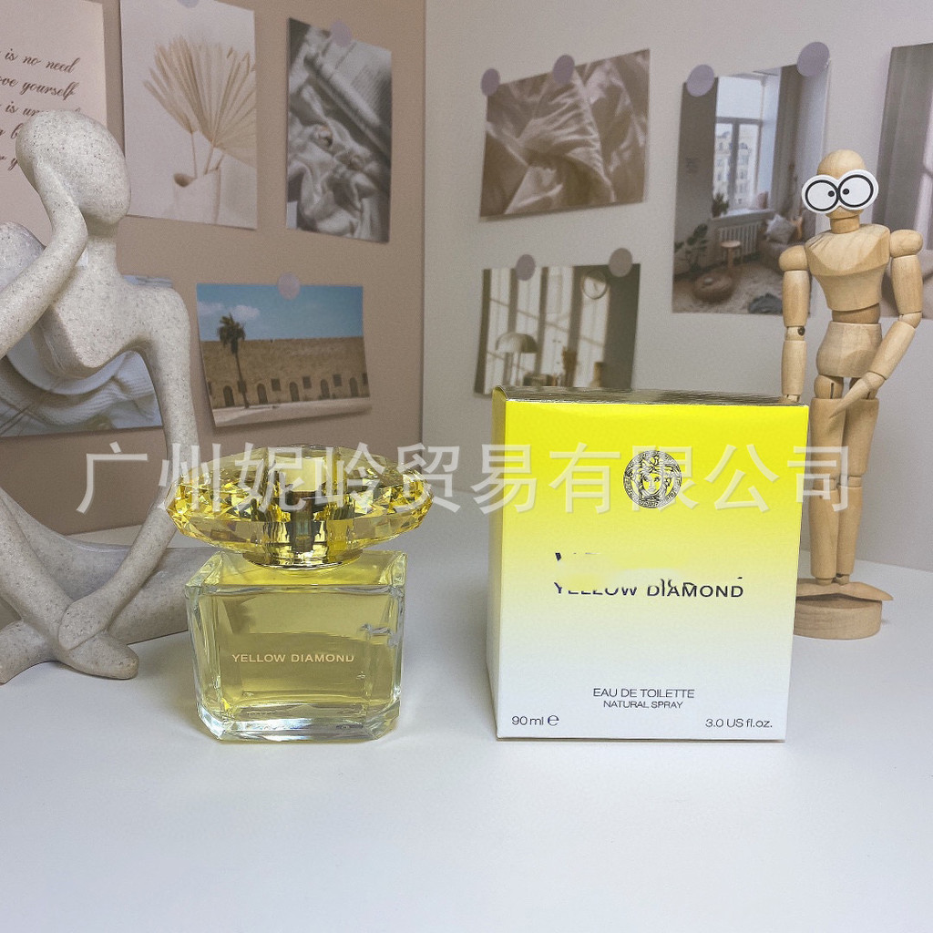 Bán chạy Versace Pink Diamond / Yellow Diamond / Black Diamond Fragrance / Crystal Diamond Ladies Pe
