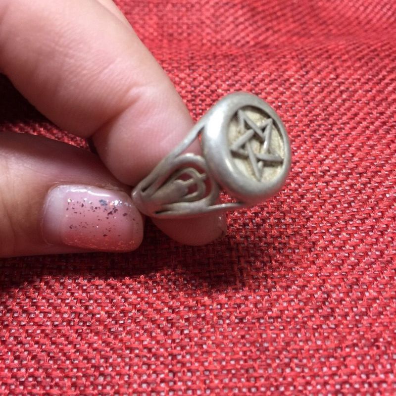 Nhẫn bạc cổ Tây Tạng với họa tiết ngôi sao năm cánh, đồ sưu tập