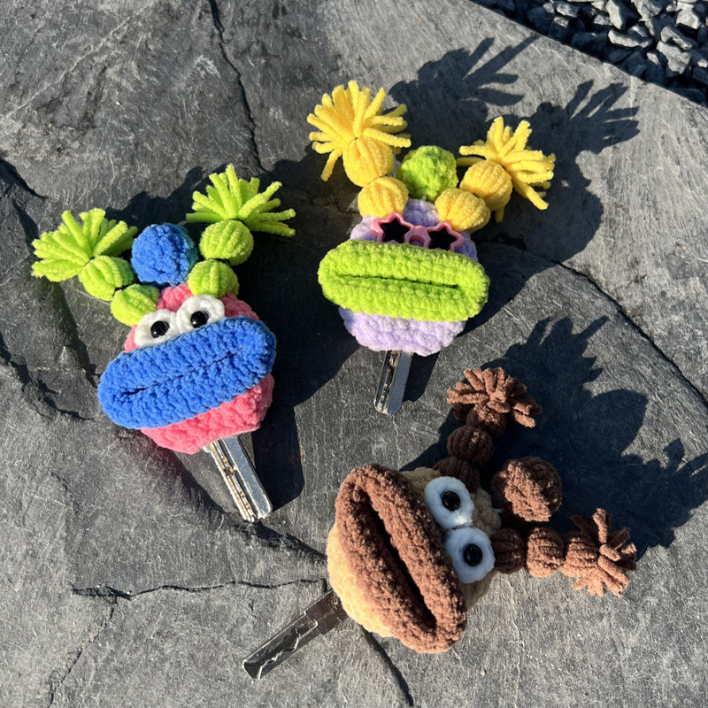 【Ready Stock】 Ugly and Cute Cute Key Case Mini Household Pull-out Wool Knitting Big Mouth Sausage Mo