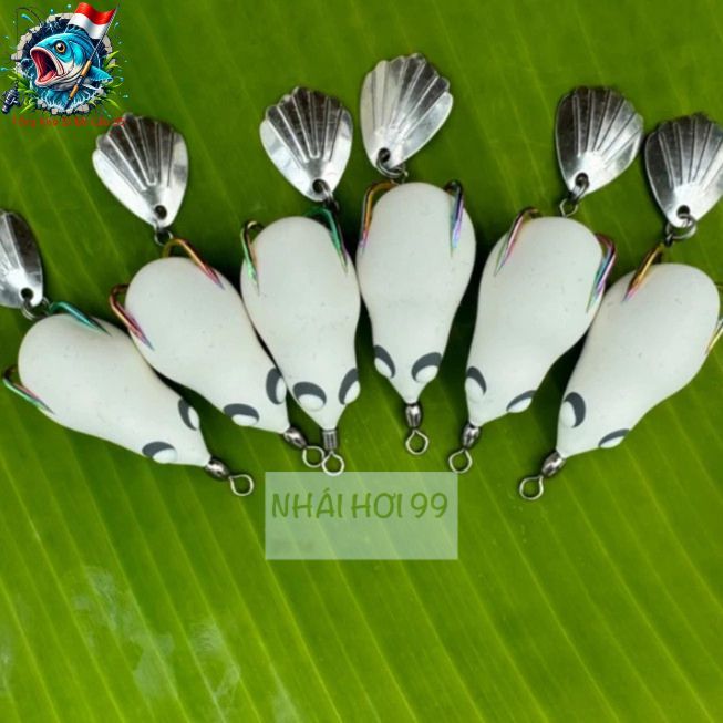 "Nhái F1 F2 trắng như Ngọc Trinh, mồi câu cá bền