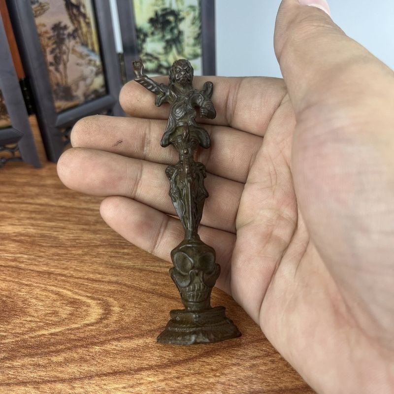 Retro Nepal Handmade Chắc Chắn Tức Giận Guru Rinpoche Với Căn Cứ Vajra Demon Pestle Tây Tạng Mật Tôn