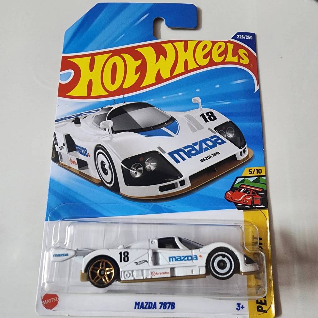Đồ chơi mô hình xe đua màu trắng tỉ lệ 1:64 JFN49 Hot Wheels Mazda 787B White