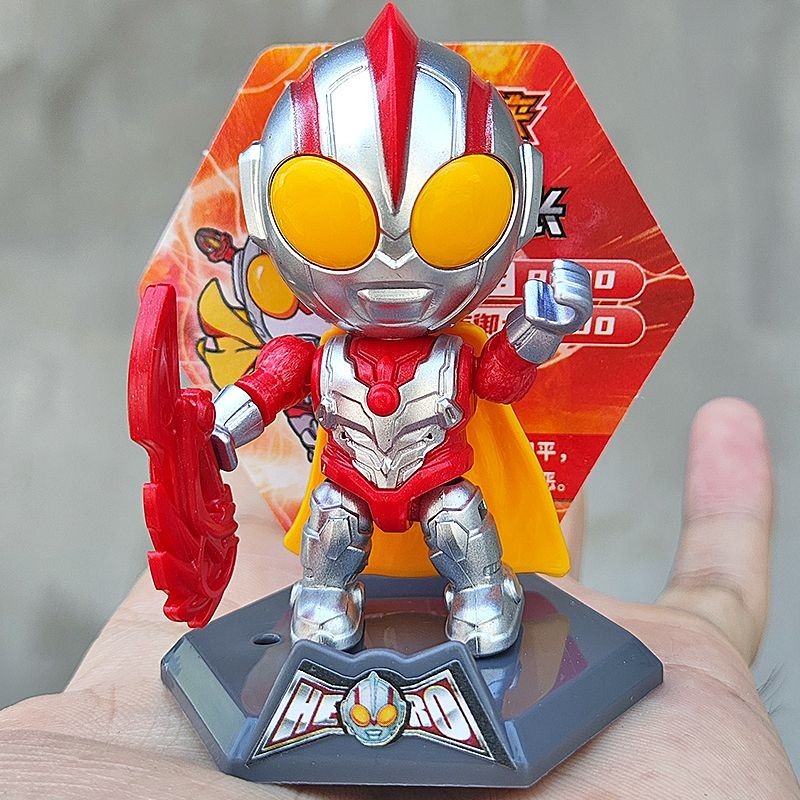 Trẻ em Ultraman Đồ chơi King Kong Di chuyển được Joint Doll Superman Boy 3-6