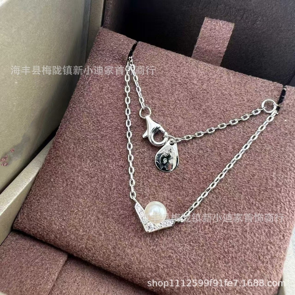 BUSR V Golden Josephine Letters v Freshwater pearl collarbone necklace ins Design accessories
