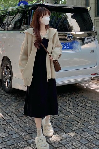Đầm Đen Dài Tay Dáng Ôm 59575