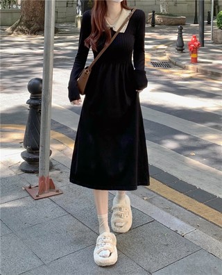 Đầm Đen Dài Tay Dáng Ôm 59575