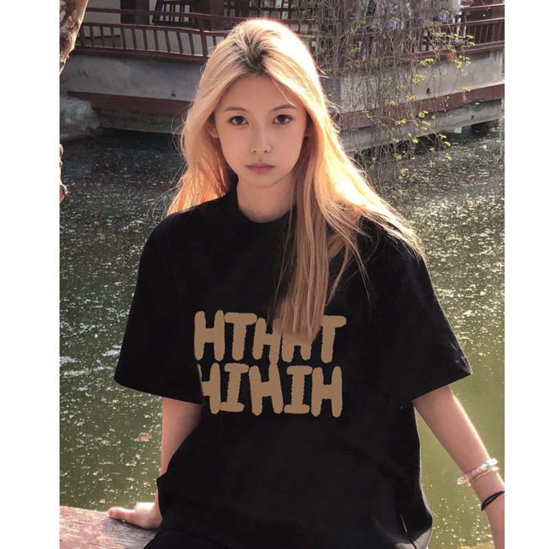 Áo Thun Nữ Ngắn Tay Màu Đen In Chữ Phong Cách Hàn Quốc