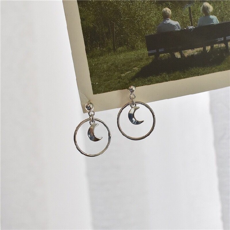 [Moon Aeng Series] Bông Tai Hình Mặt Trăng Nhỏ Tinh Tế Cá Tính