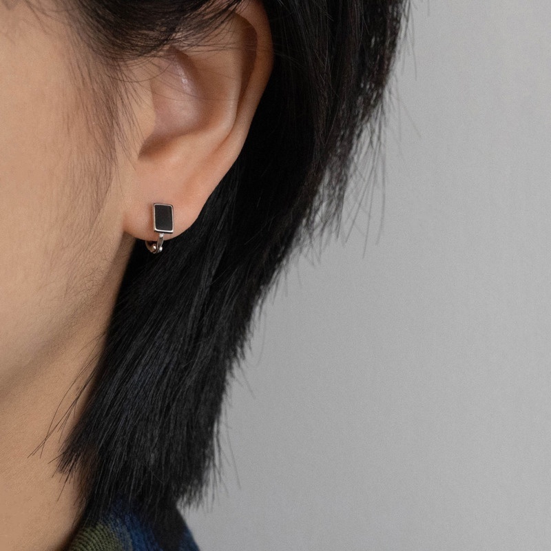 Bông Tai Hình Vuông Nhỏ Màu Đen Phong Cách punk Hiphop Đường Phố Cá Tính Dành Cho Nam Và Nữ