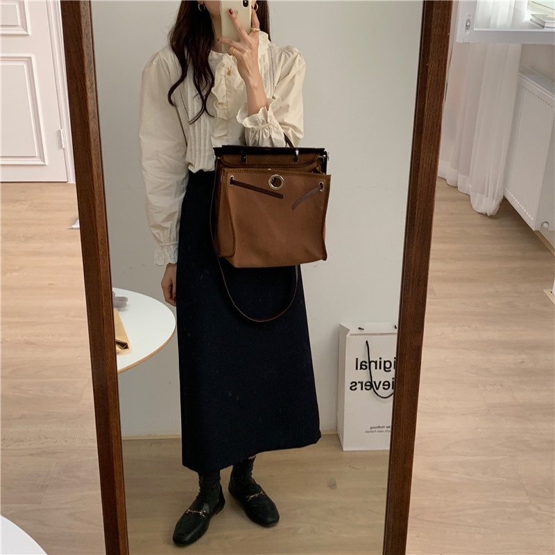 Áo Sơ Mi Dài Tay Phối Ren Màu Sắc Trơn Phong Cách Hàn Quốc 40052