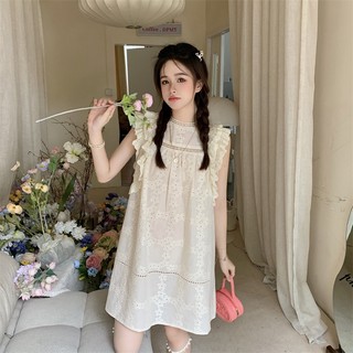 61671 Đầm Ngắn Thêu Hoa