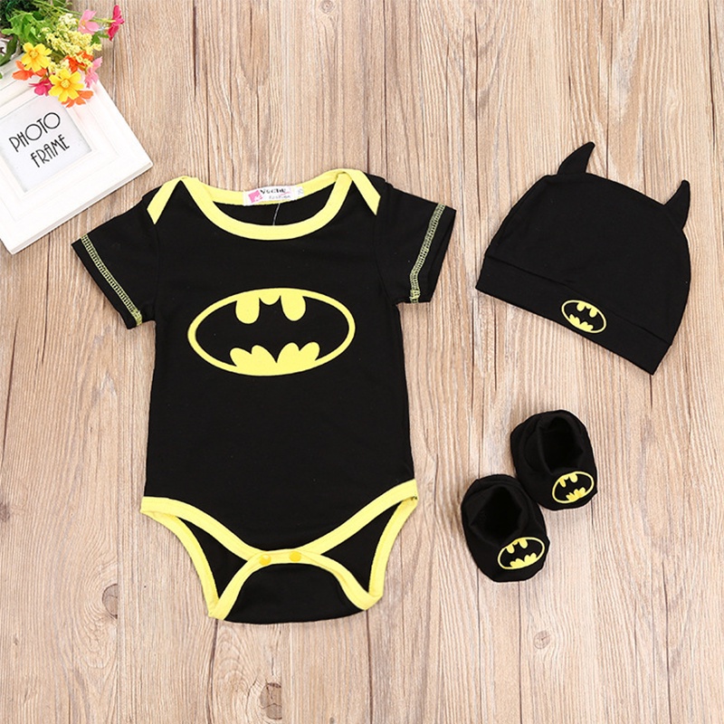 Set 3 Món Áo Liền Quần + Giày + Nón Phong Cách Batman Cho Bé Trai